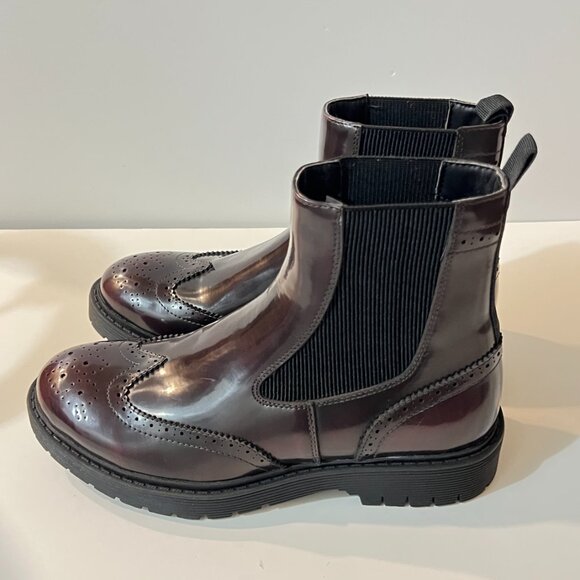 Call It Spring Highland Chunky Chelsea Boots - Picture 7 of 7